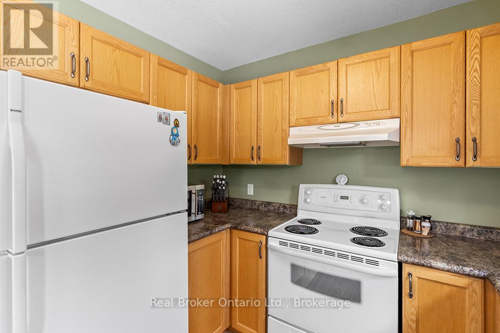 290 Myles Bay Shore Road, Northern Bruce Peninsula, Ontario  N0H 1W0 - Photo 19 - X12557806