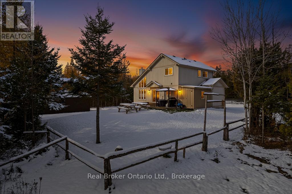 290 Myles Bay Shore Road, Northern Bruce Peninsula, Ontario  N0H 1W0 - Photo 2 - X12557806