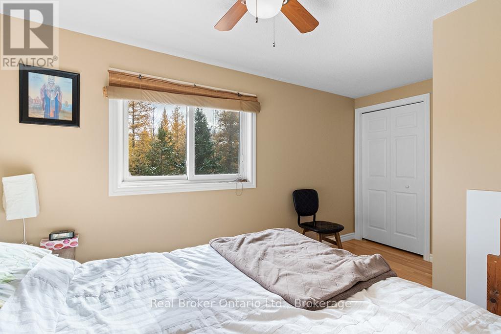 290 Myles Bay Shore Road, Northern Bruce Peninsula, Ontario  N0H 1W0 - Photo 27 - X12557806