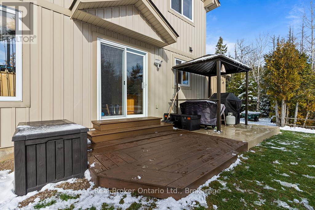 290 Myles Bay Shore Road, Northern Bruce Peninsula, Ontario  N0H 1W0 - Photo 38 - X12557806