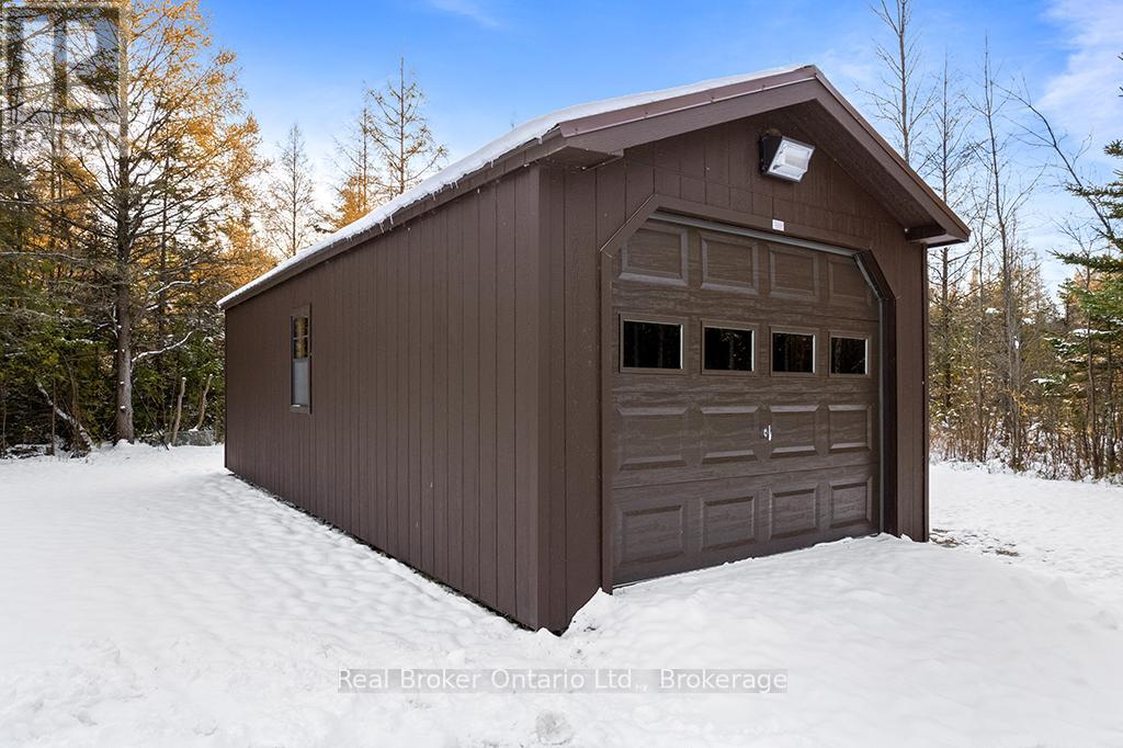 290 Myles Bay Shore Road, Northern Bruce Peninsula, Ontario  N0H 1W0 - Photo 41 - X12557806