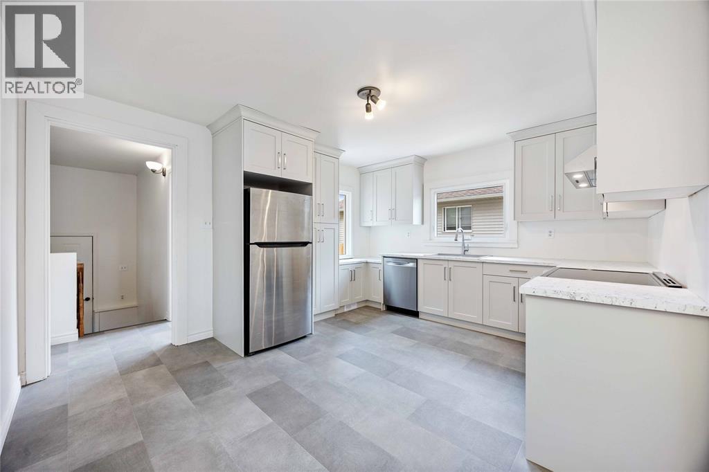 4482 Petrolia Line, Petrolia, Ontario  N0N 1R0 - Photo 8 - 25026130