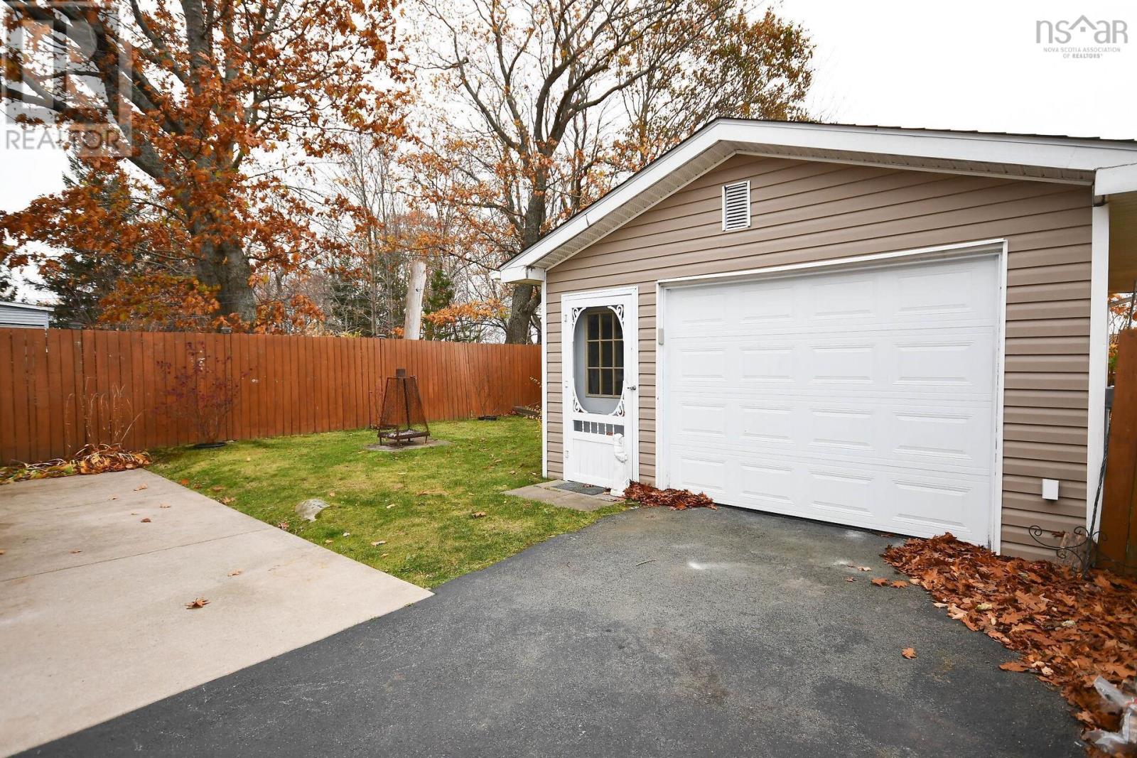 Property at 12 Provost Street image 2