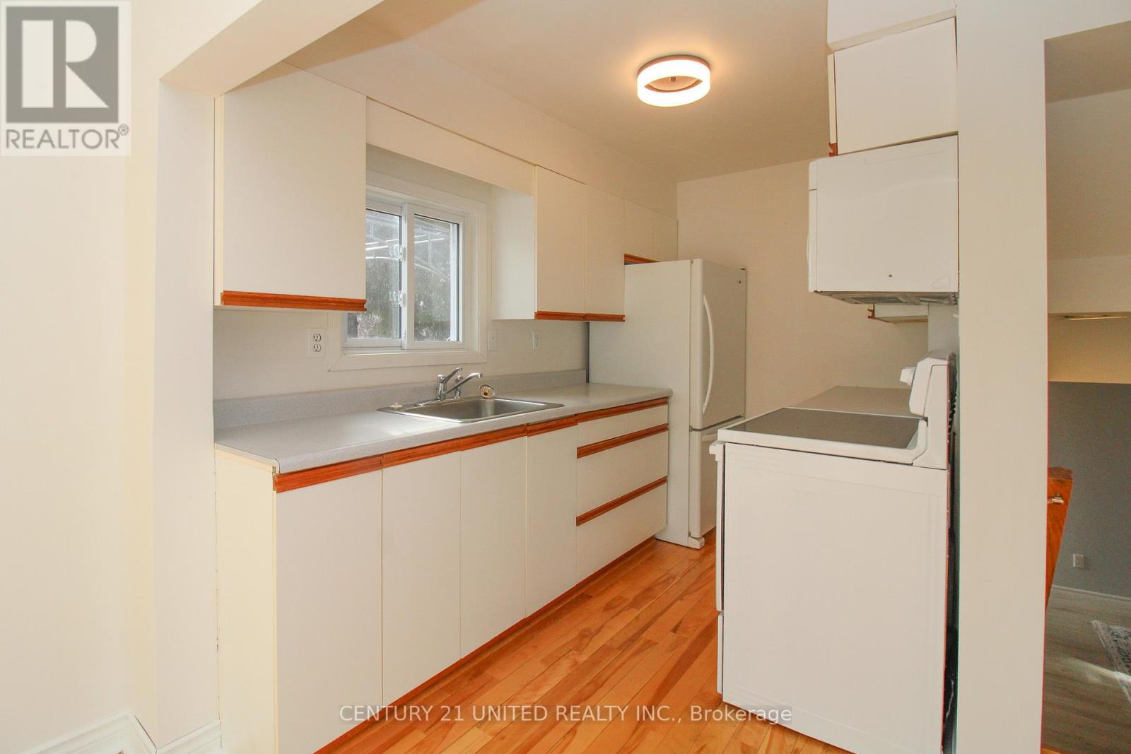 677 Orpington Road, Peterborough, Ontario K9J 4A5 - Photo 11 - X12557842