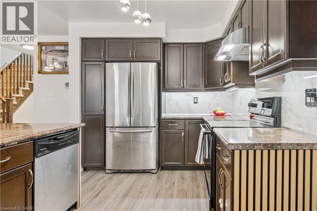 7 Forest Creek Drive, Kitchener, Ontario  N2R 0B2 - Photo 11 - 40788239