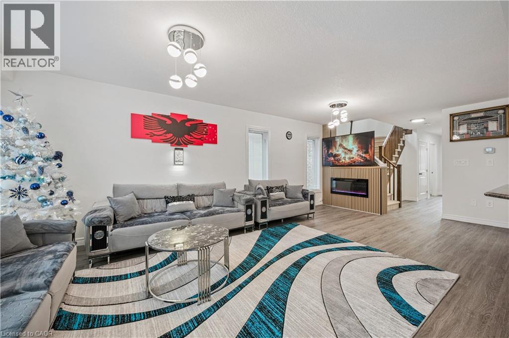 7 Forest Creek Drive, Kitchener, Ontario  N2R 0B2 - Photo 6 - 40788239