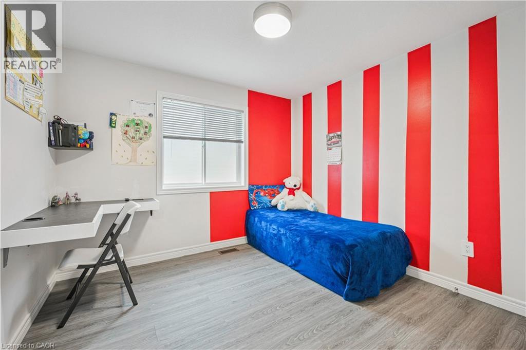 7 Forest Creek Drive, Kitchener, Ontario  N2R 0B2 - Photo 18 - 40788239