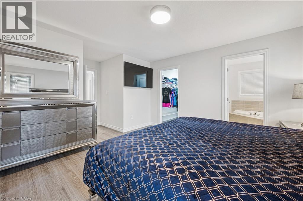 7 Forest Creek Drive, Kitchener, Ontario  N2R 0B2 - Photo 24 - 40788239