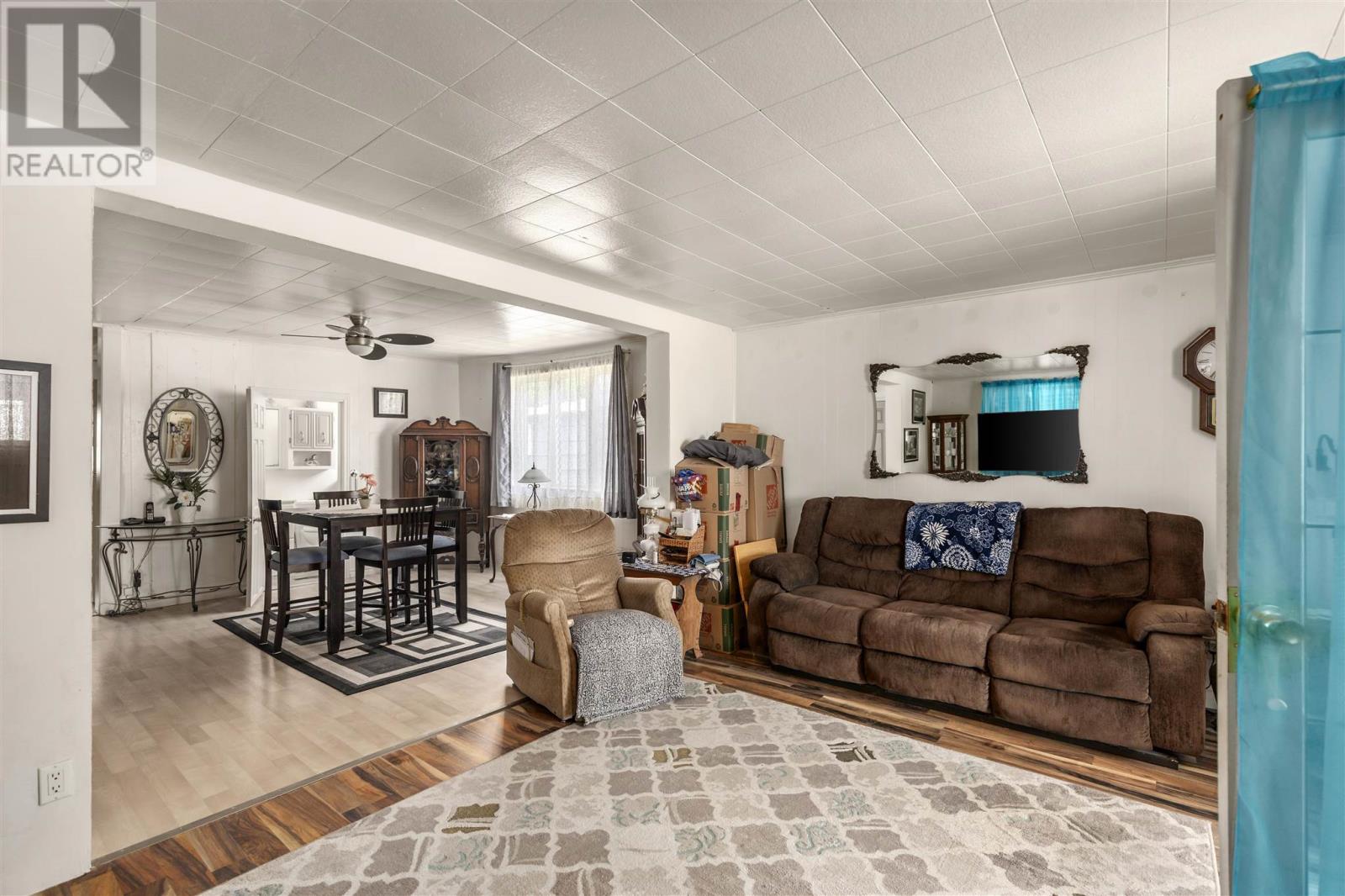 249 John St, Sault Ste. Marie, Ontario  P6A 1P4 - Photo 7 - SM253303