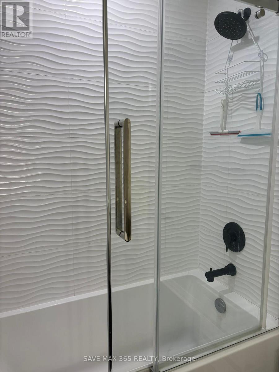 220 - 470 Gordon Krantz Avenue, Milton, Ontario  L9E 1Z3 - Photo 10 - W12557712