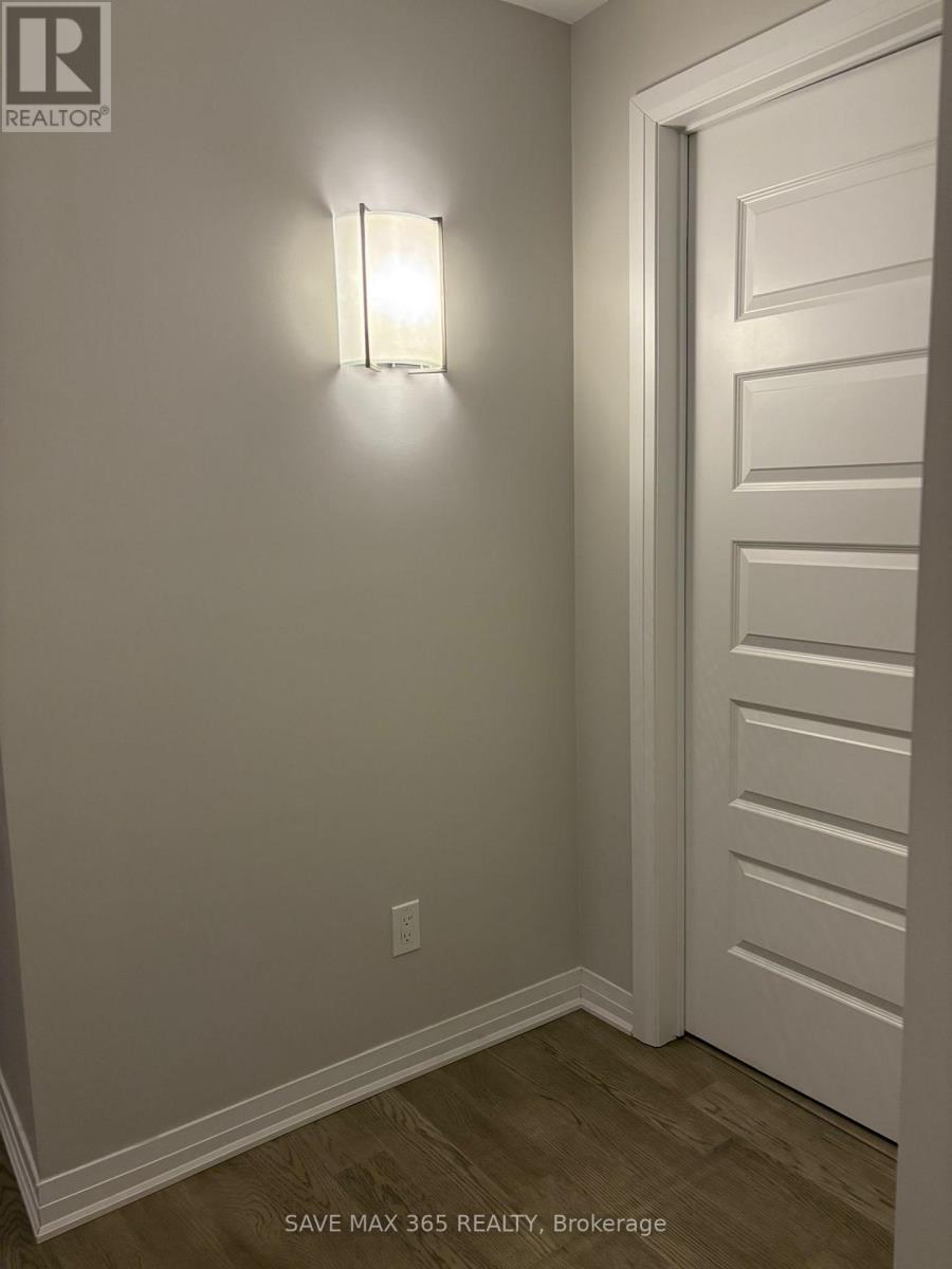 220 - 470 Gordon Krantz Avenue, Milton, Ontario  L9E 1Z3 - Photo 11 - W12557712