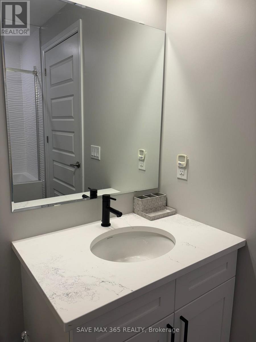 220 - 470 Gordon Krantz Avenue, Milton, Ontario  L9E 1Z3 - Photo 8 - W12557712