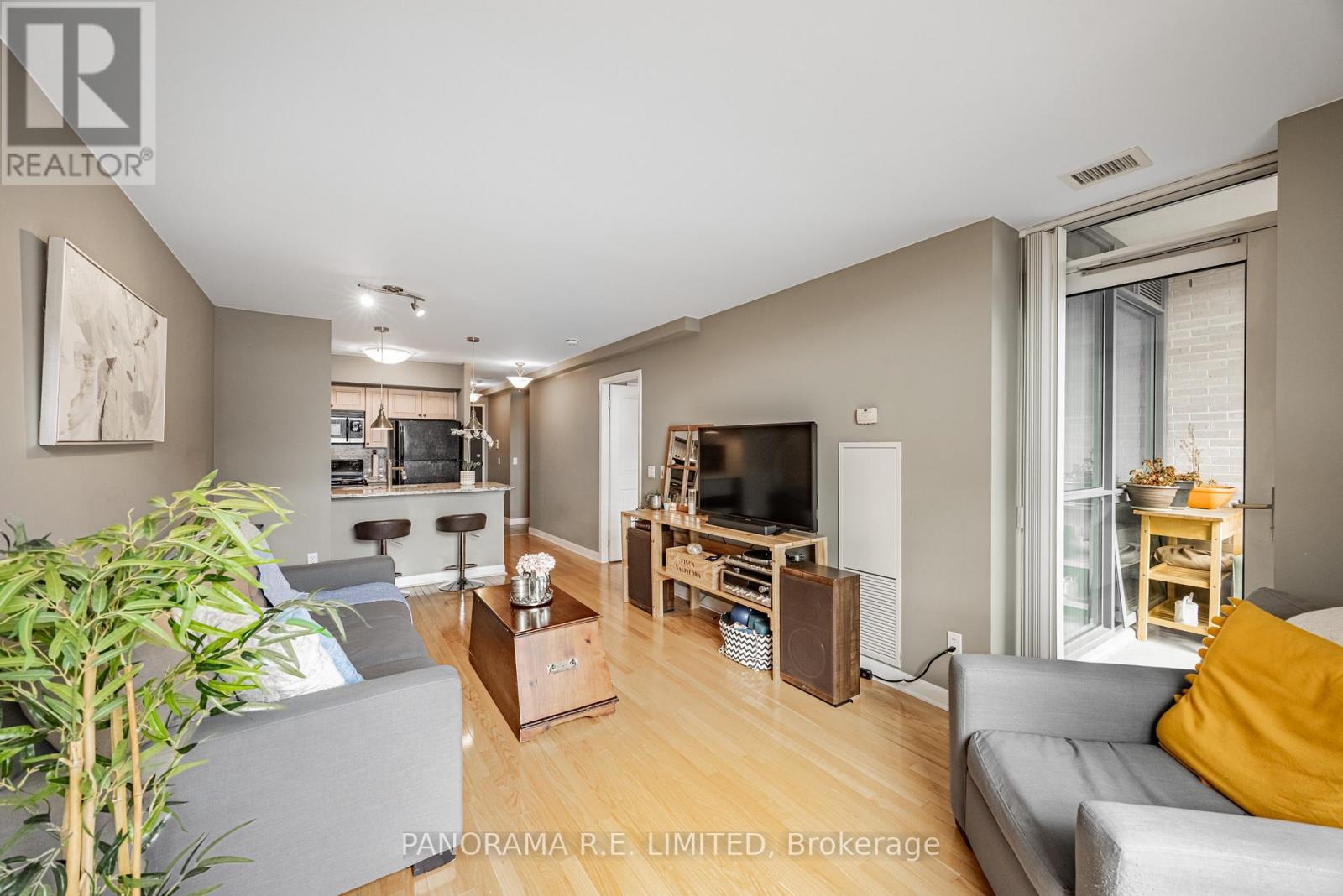 310 - 225 Sherway Gardens Road, Toronto, Ontario  M9C 0A3 - Photo 3 - W12557714