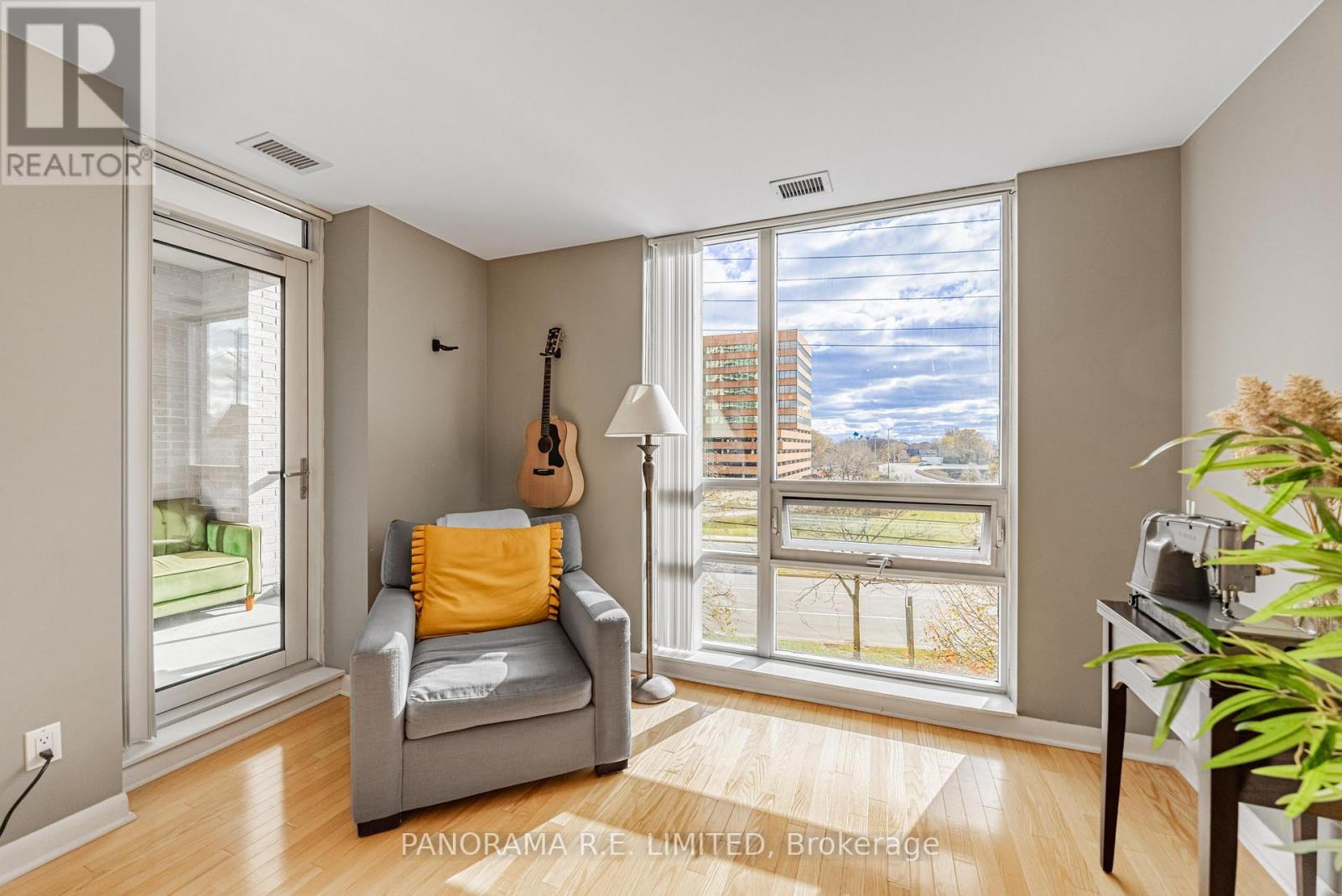 310 - 225 Sherway Gardens Road, Toronto, Ontario  M9C 0A3 - Photo 5 - W12557714