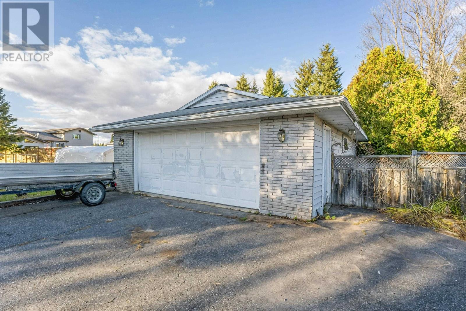 2167 Bordeaux Cres, Thunder Bay, Ontario  P7K 1C2 - Photo 2 - TB253390