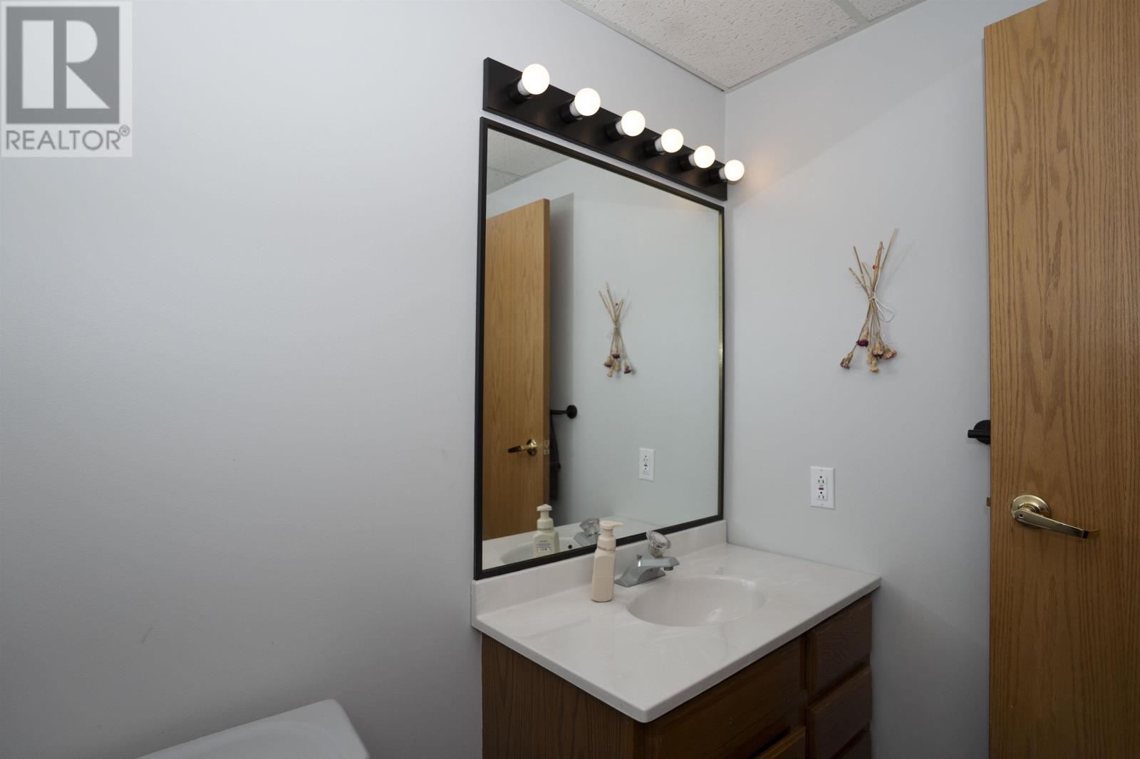 2167 Bordeaux Cres, Thunder Bay, Ontario  P7K 1C2 - Photo 36 - TB253390