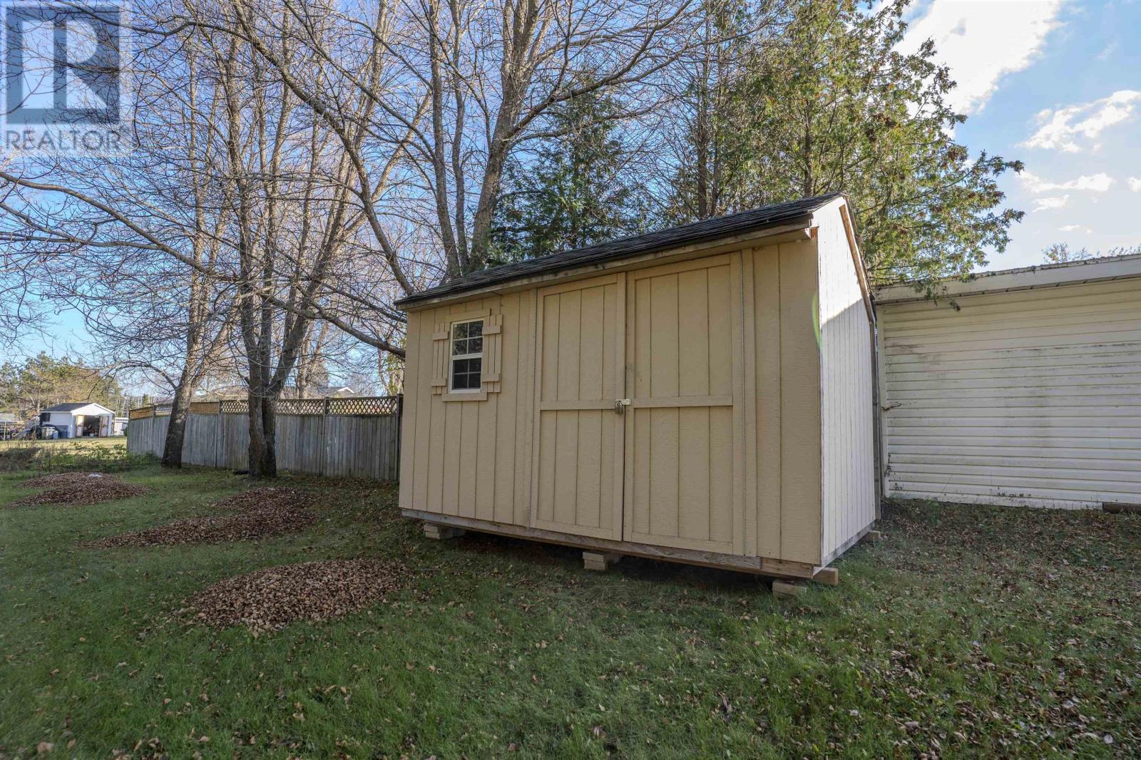 2167 Bordeaux Cres, Thunder Bay, Ontario  P7K 1C2 - Photo 45 - TB253390