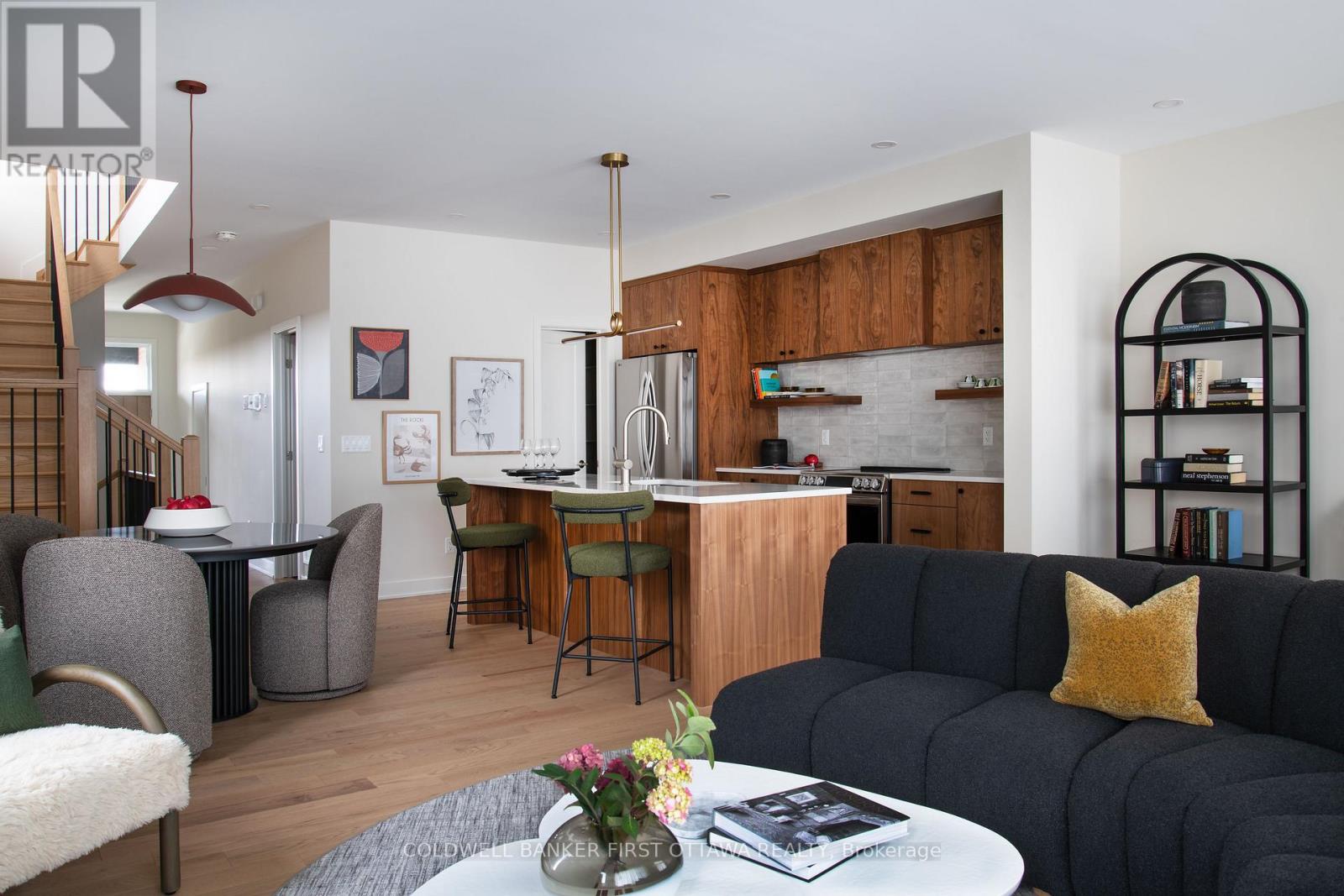 1186 Spoor Street, Ottawa, Ontario  K2W 0N4 - Photo 4 - X12557760