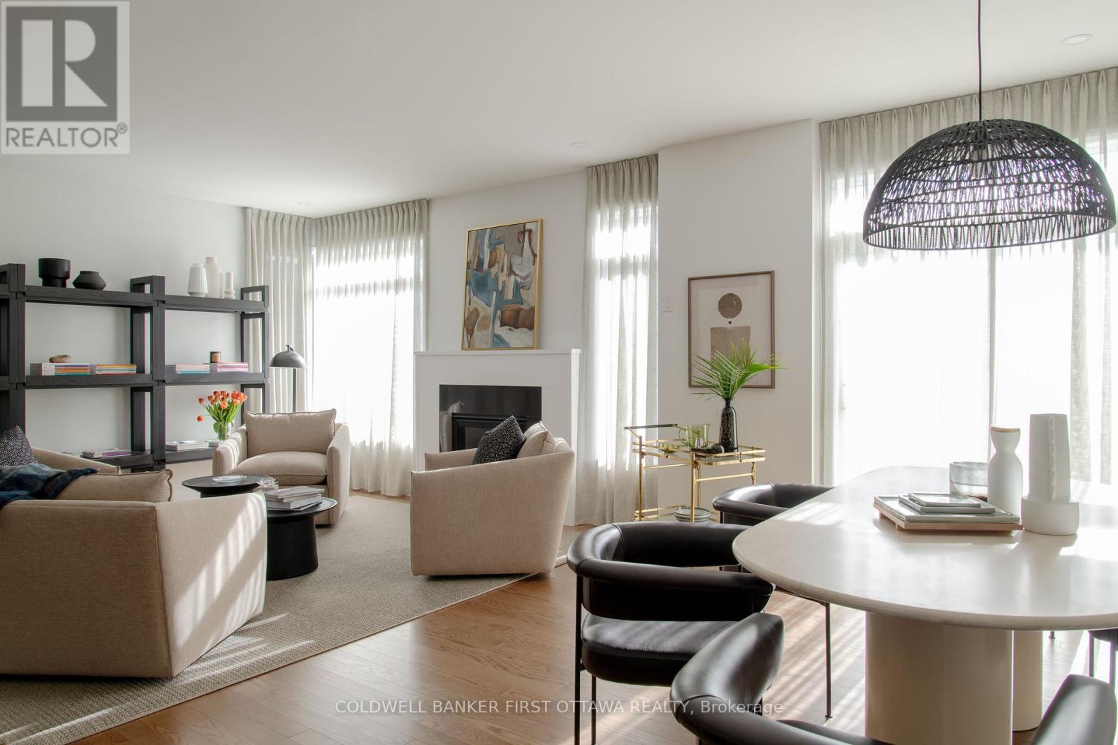 1702 Roterdam Circle, Ottawa, Ontario  K2W 0N5 - Photo 3 - X12557762