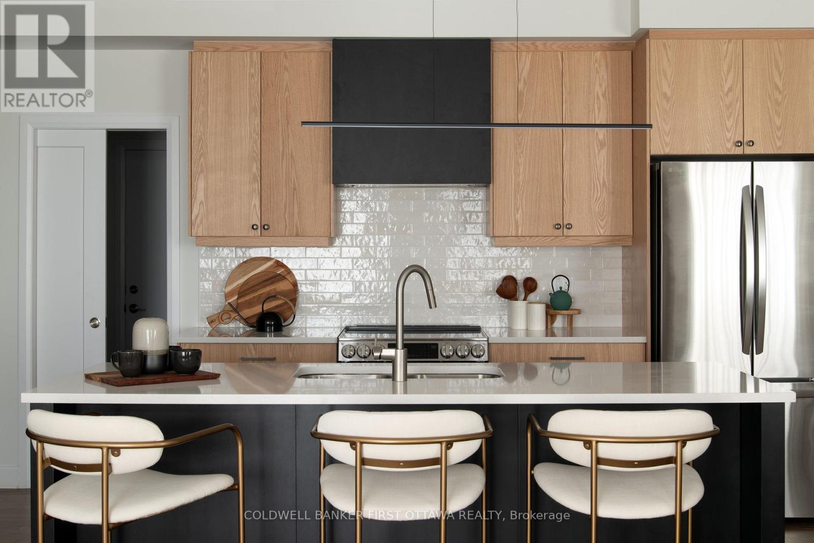 1702 Roterdam Circle, Ottawa, Ontario  K2W 0N5 - Photo 7 - X12557762