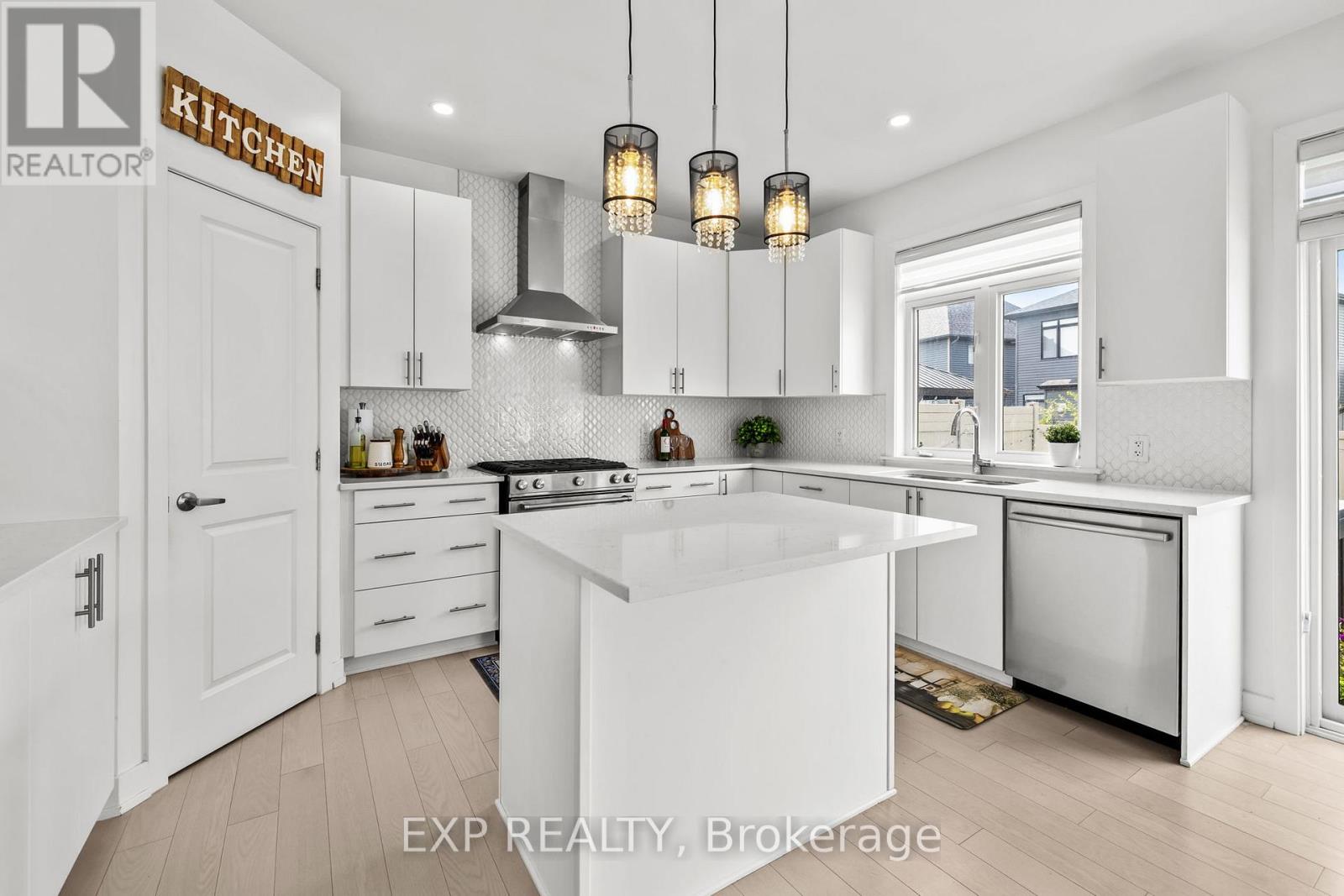 50 Angel Heights, Ottawa, Ontario  K2S 2N4 - Photo 16 - X12557830