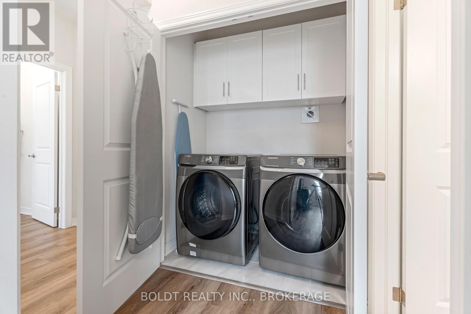 80 Summersides Boulevard, Pelham, Ontario  L0S 1E6 - Photo 10 - X12557804