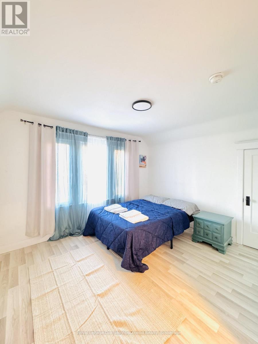 Upper - 196 Walnut Street S, Hamilton, Ontario  L8N 2M1 - Photo 2 - X12557732