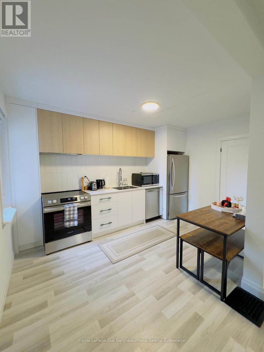 Main - 196 Walnut Street S, Hamilton, Ontario  L8N 2M1 - Photo 5 - X12557750