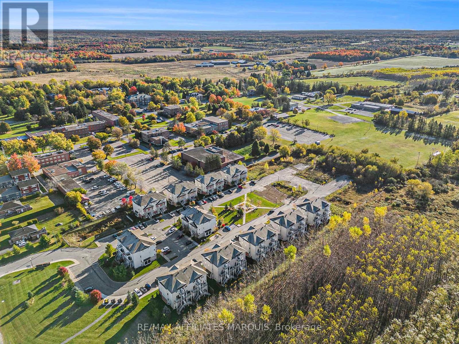 304 Fir Lane, North Grenville, Ontario  K0G 1J0 - Photo 21 - X12483583