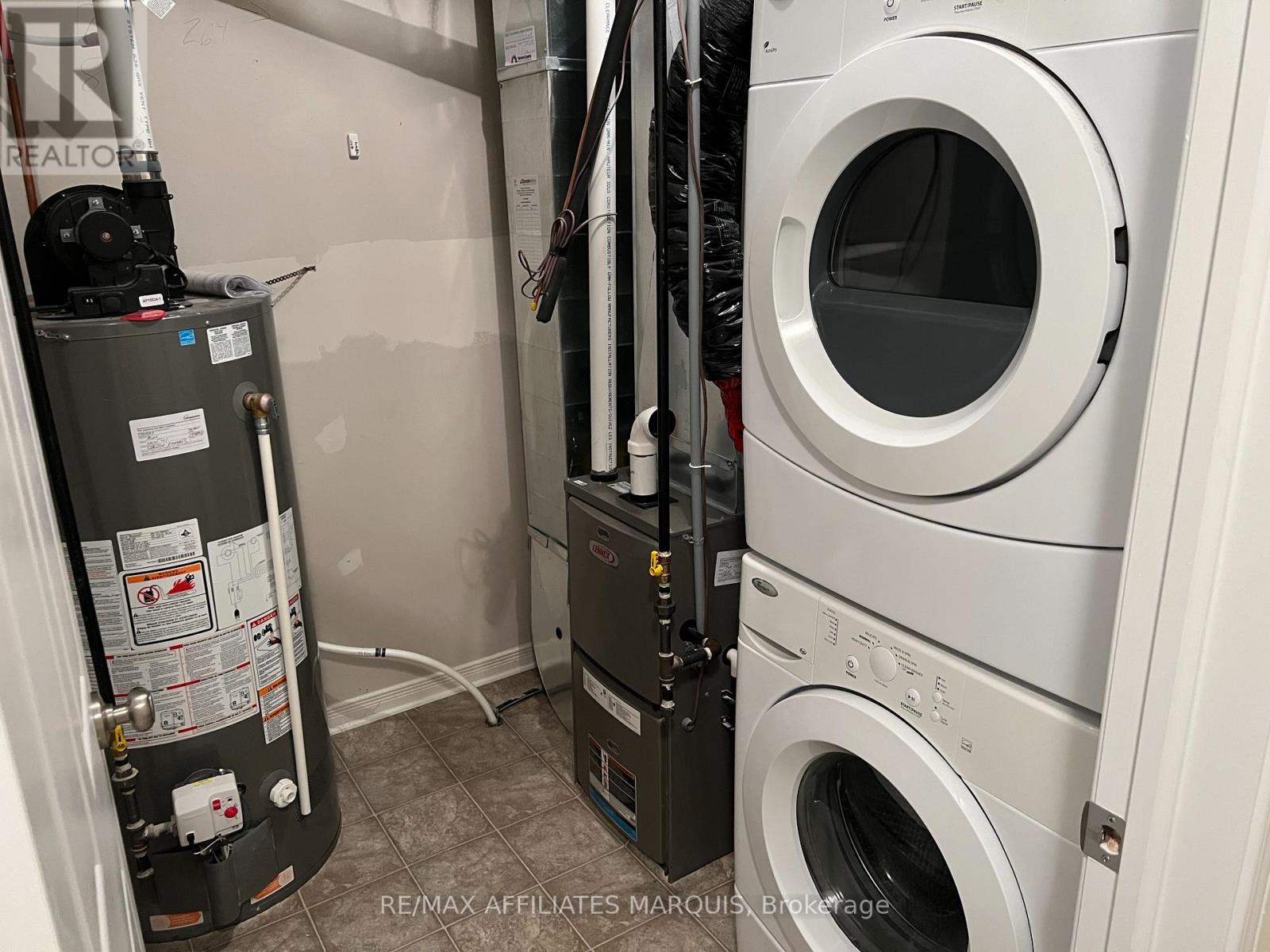 304 Fir Lane, North Grenville, Ontario  K0G 1J0 - Photo 19 - X12483583