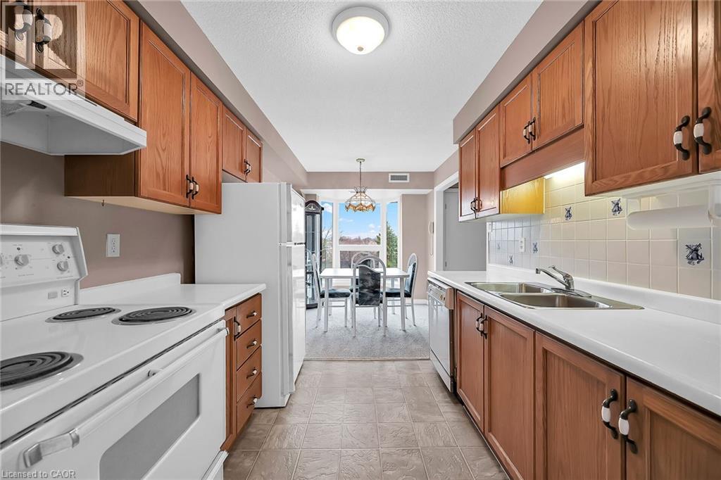 416 Limeridge Road E Unit# 309, Hamilton, Ontario  L9A 2S7 - Photo 14 - 40789237