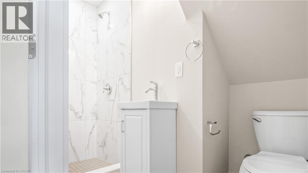 491 Upper Wentworth Street, Hamilton, Ontario  L9A 4T8 - Photo 15 - 40789109