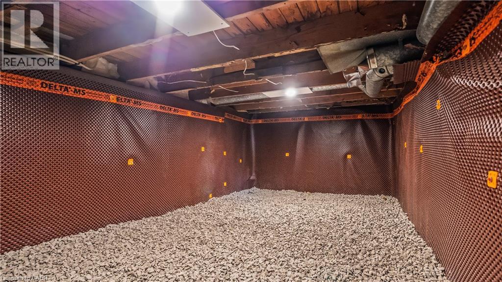 491 Upper Wentworth Street, Hamilton, Ontario  L9A 4T8 - Photo 27 - 40789109