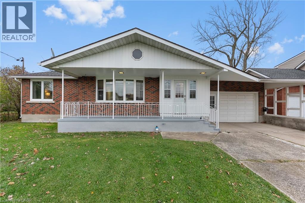 358 Albany Street, Fort Erie, Ontario  L2A 1L9 - Photo 3 - 40788879