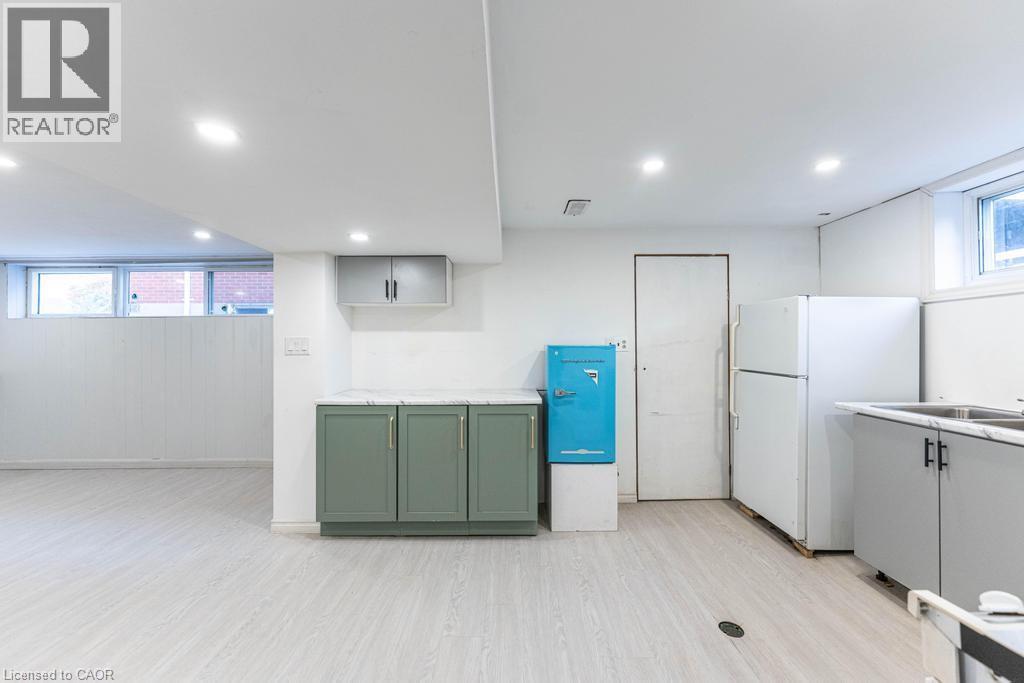 155 Wise Court, Hamilton, Ontario  L8T 2M1 - Photo 16 - 40782160