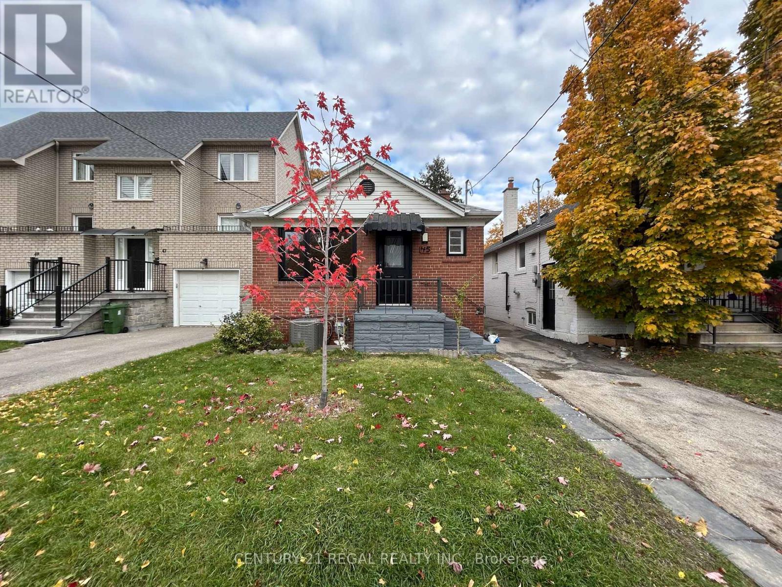 45 Fifteenth Street, Toronto, Ontario  M8V 3J3 - Photo 4 - W12556798