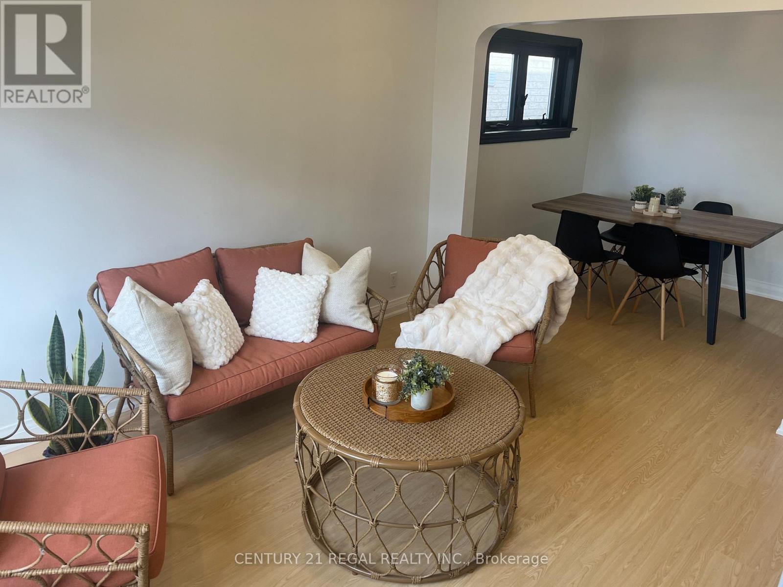 45 Fifteenth Street, Toronto, Ontario  M8V 3J3 - Photo 5 - W12556798