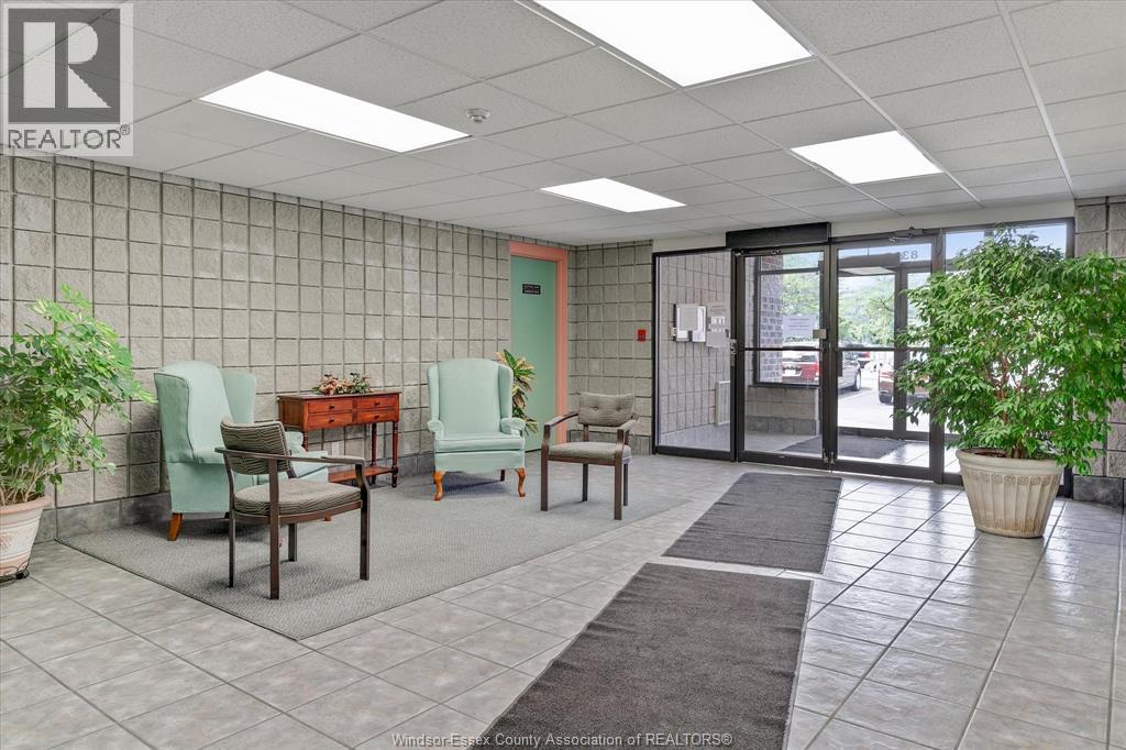 8335 Wyandotte Street East Unit# 203, Windsor, Ontario  N8S 4S8 - Photo 3 - 25029129