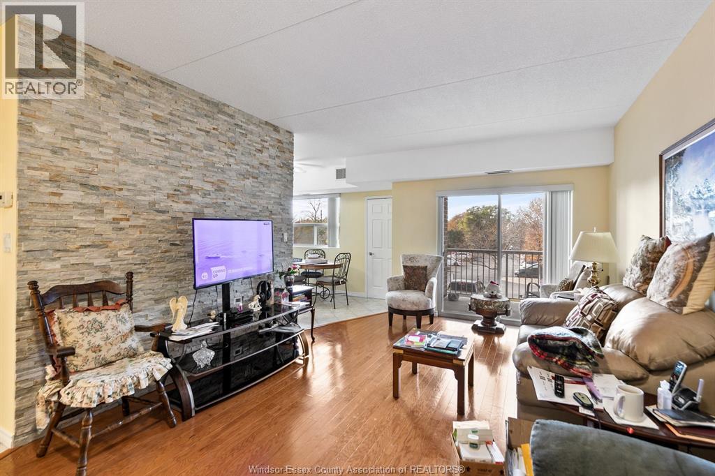 8335 Wyandotte Street East Unit# 203, Windsor, Ontario  N8S 4S8 - Photo 5 - 25029129