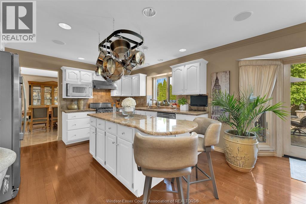 541 Kerr Crescent, Lakeshore, Ontario  N0R 1A0 - Photo 12 - 25029126