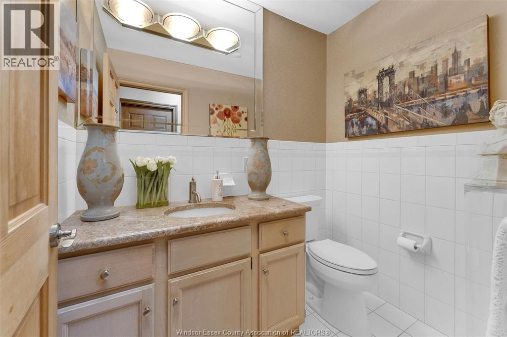 541 Kerr Crescent, Lakeshore, Ontario  N0R 1A0 - Photo 19 - 25029126