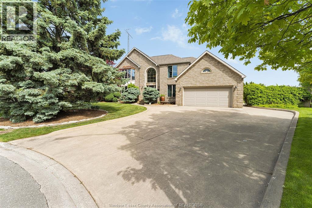 541 Kerr Crescent, Lakeshore, Ontario  N0R 1A0 - Photo 2 - 25029126