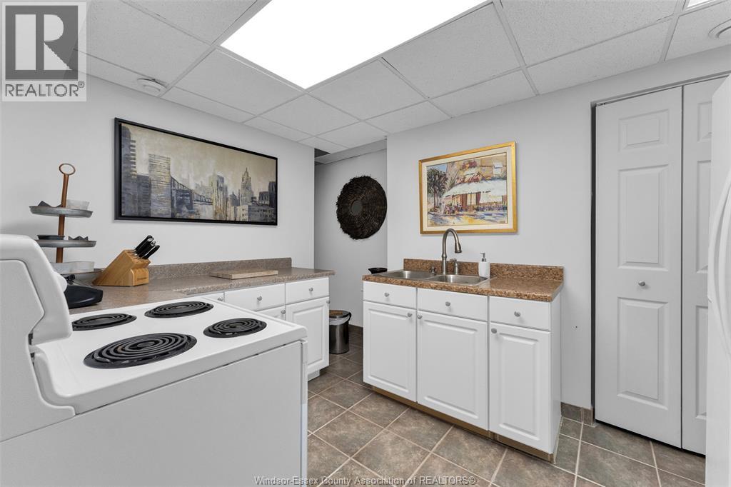 541 Kerr Crescent, Lakeshore, Ontario  N0R 1A0 - Photo 33 - 25029126