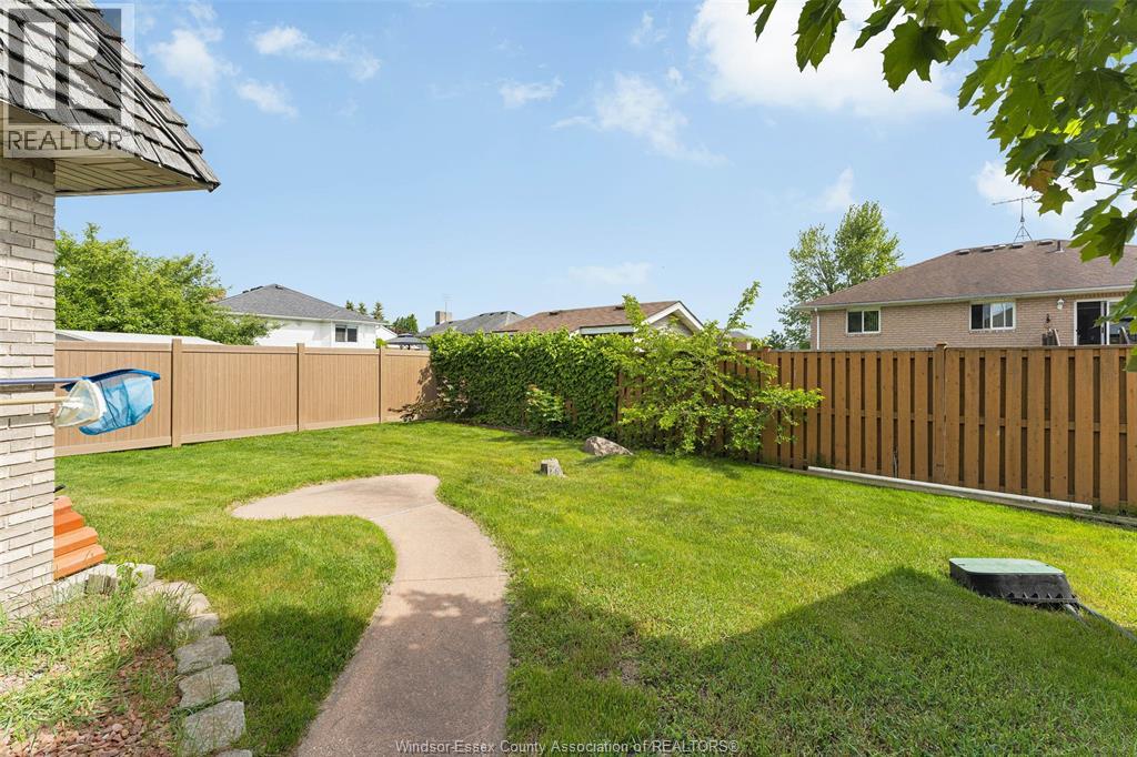 541 Kerr Crescent, Lakeshore, Ontario  N0R 1A0 - Photo 48 - 25029126