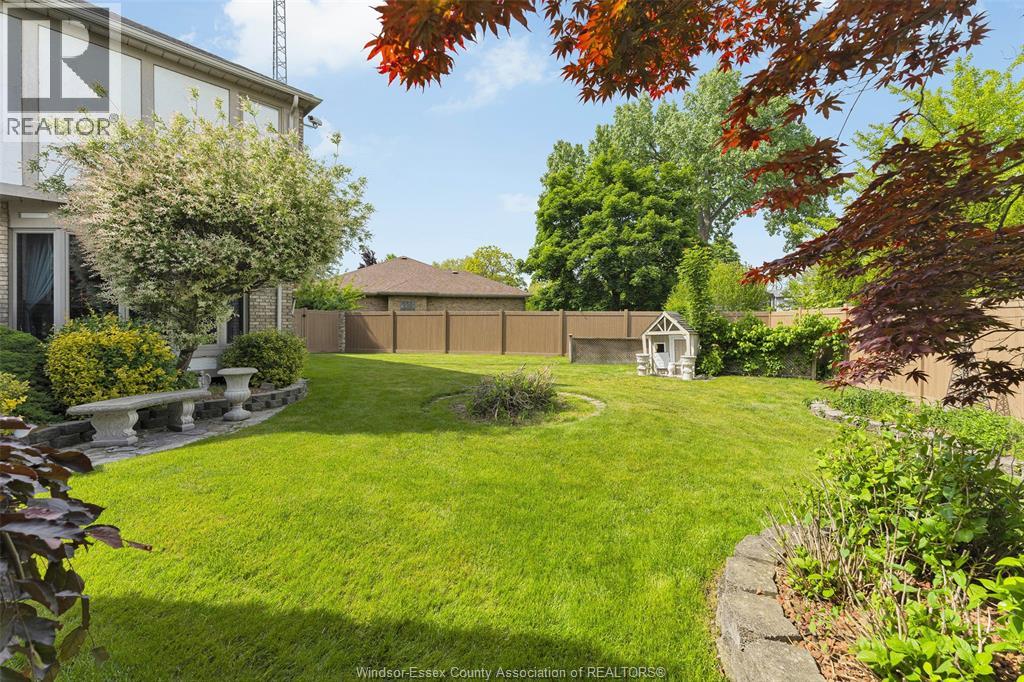 541 Kerr Crescent, Lakeshore, Ontario  N0R 1A0 - Photo 50 - 25029126