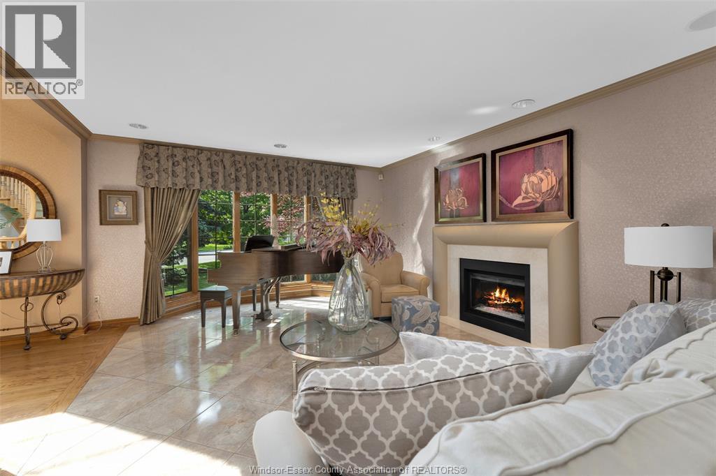 541 Kerr Crescent, Lakeshore, Ontario  N0R 1A0 - Photo 9 - 25029126