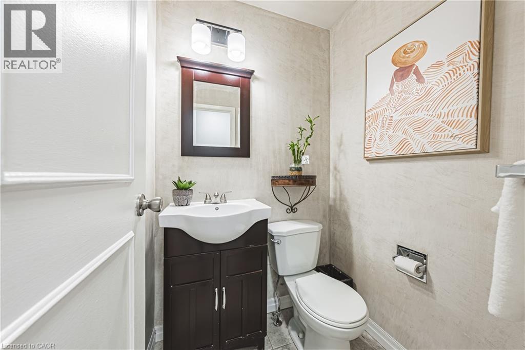 2220 Upper Middle Road Unit# 4, Burlington, Ontario  L7P 2Z9 - Photo 18 - 40789225