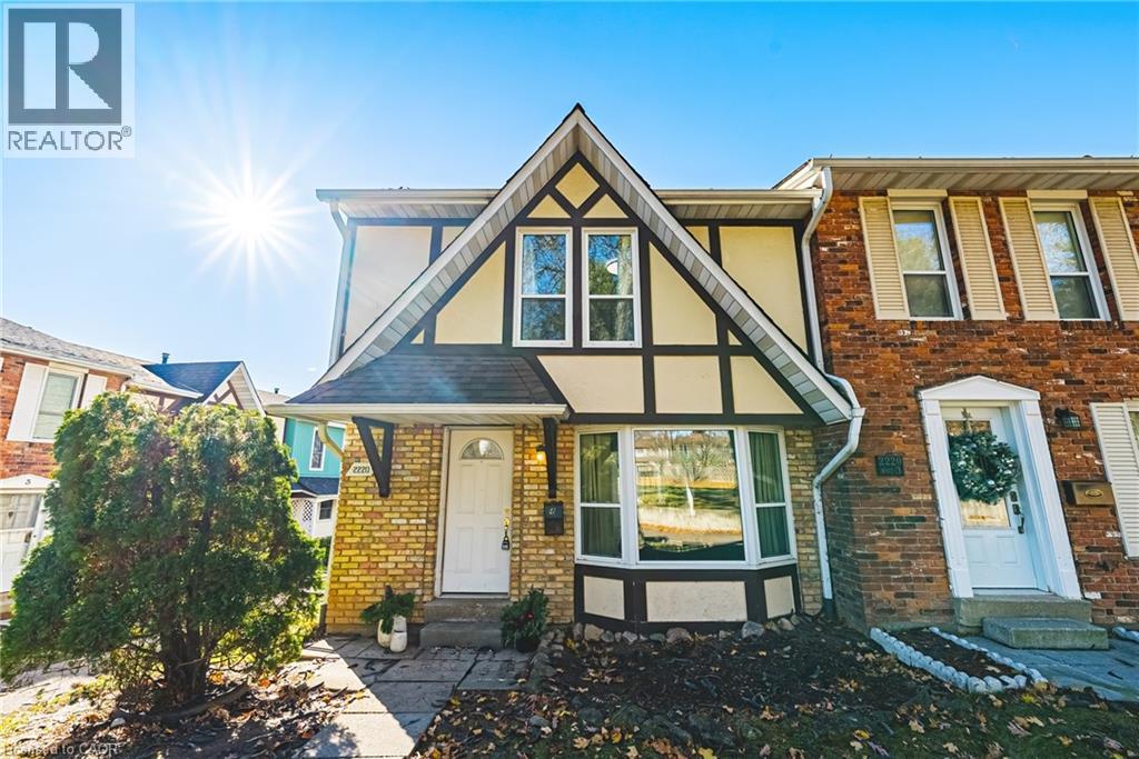 2220 Upper Middle Road Unit# 4, Burlington, Ontario  L7P 2Z9 - Photo 2 - 40789225