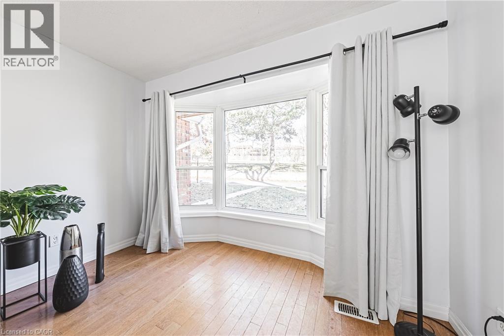 2220 Upper Middle Road Unit# 4, Burlington, Ontario  L7P 2Z9 - Photo 9 - 40789225