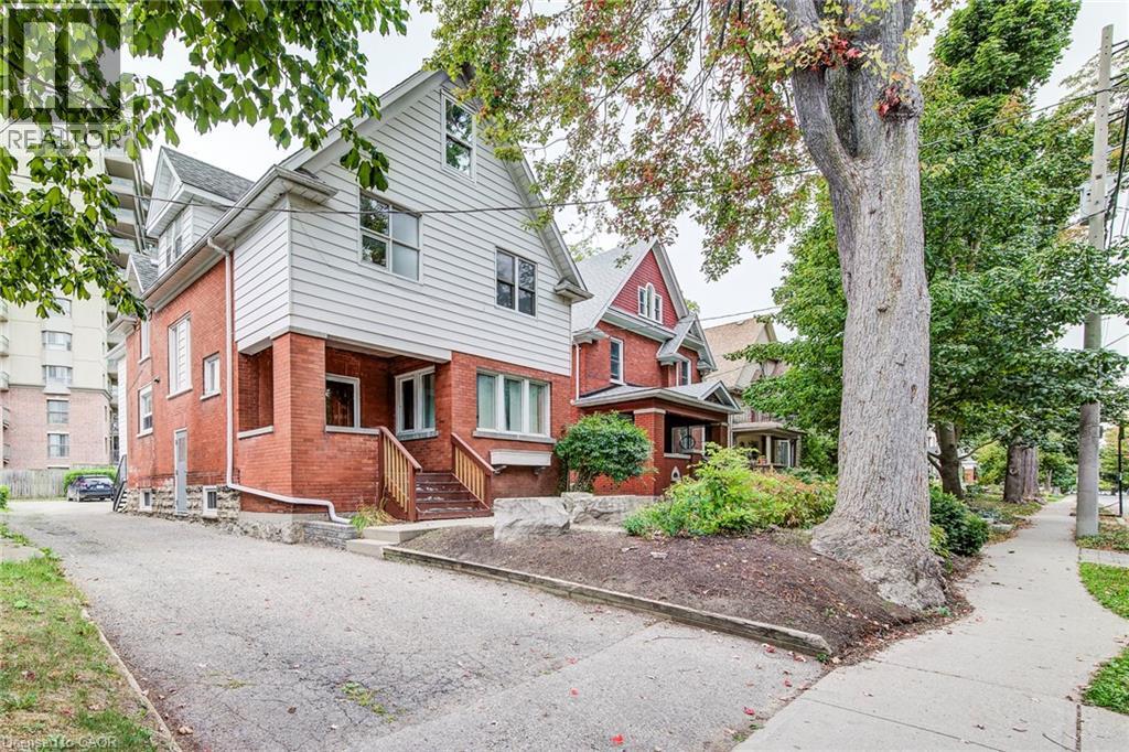 19 SCHNEIDER Avenue, Kitchener, Ontario